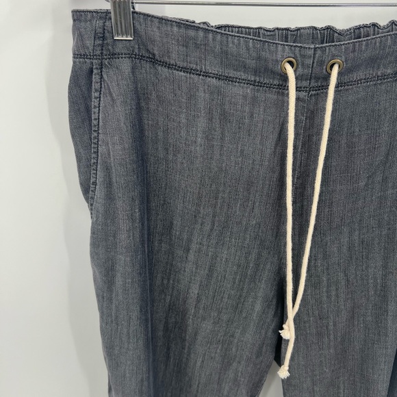 Eileen Fisher gray chambray pull on pant - Picture 4 of 8